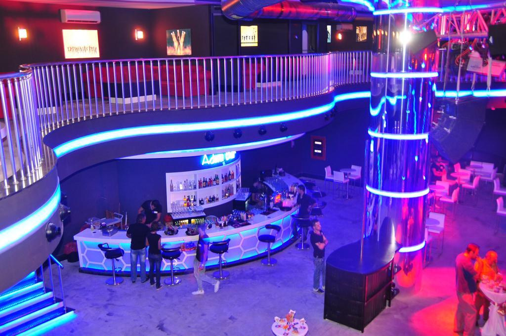 (adults Only) 4*