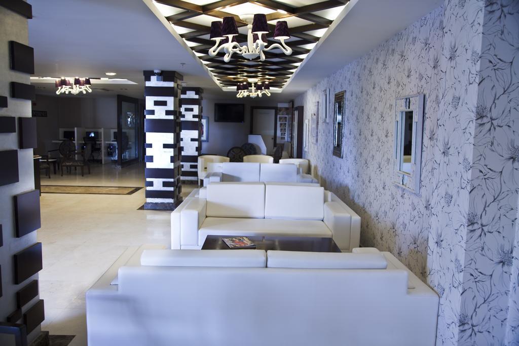 Hotel (adults Only)
